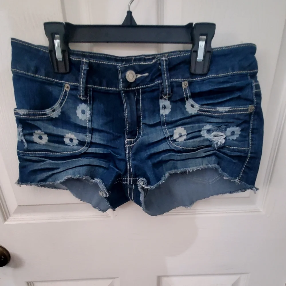 Jean shorts - Picture 1 of 4